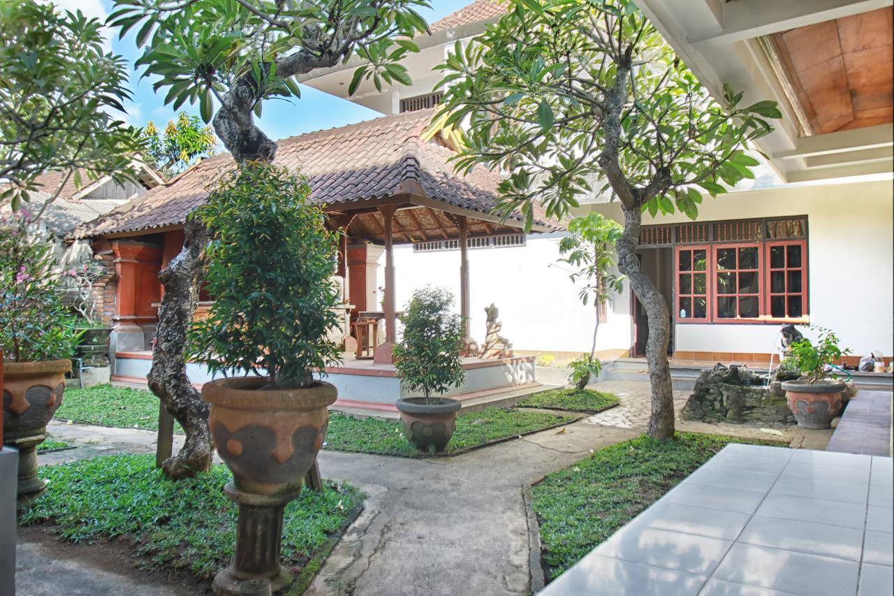 Halaman Depan Hostel Ubud Exteriör bild