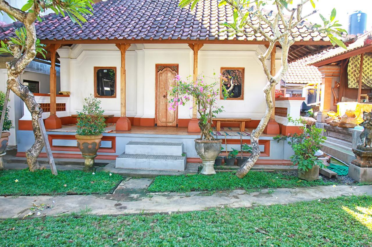 Halaman Depan Hostel Ubud Exteriör bild