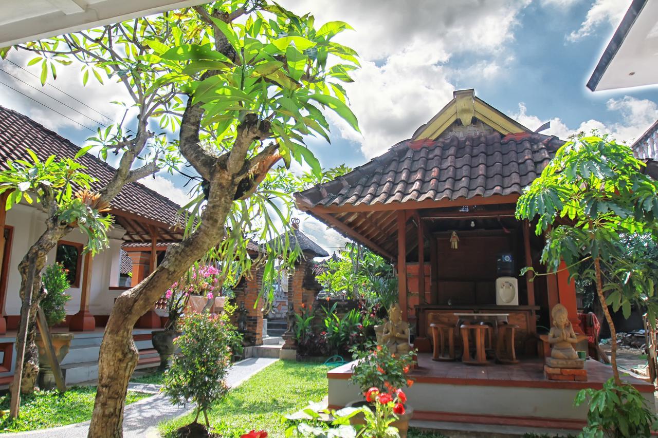 Halaman Depan Hostel Ubud Exteriör bild